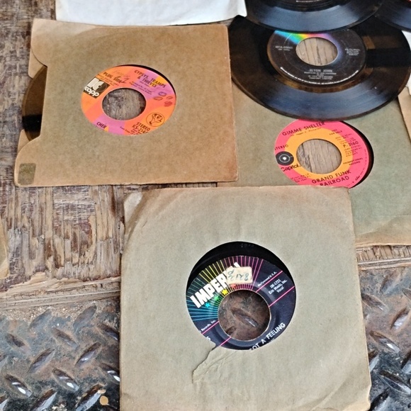 Vinyl 45 RPM Record Collection - Black(35 Total - Picture 4 of 8